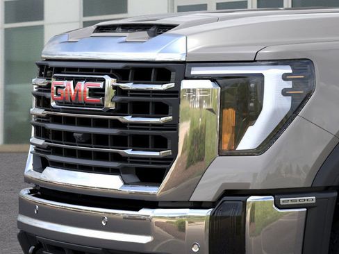 New 2026 GMC Sierra 2500 SLE w/ SLE Value Package; image 13