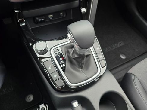New 2026 Kia Seltos S image 11
