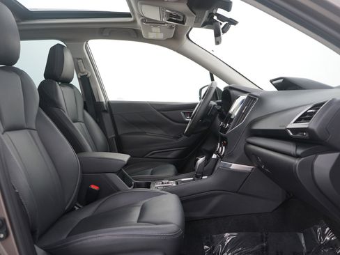 Used 2024 Subaru Forester Touring w/ Convenience Package image 13