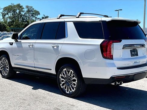 Used 2023 GMC Yukon Denali Ultimate image 7