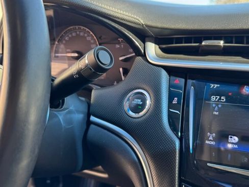 Used 2017 Cadillac XTS Luxury FWD image 5