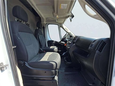 Used 2019 RAM ProMaster 2500 w/ Interior Convenience Group FWD image 16