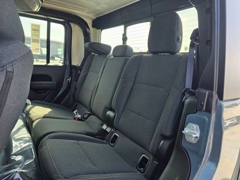 New 2026 Jeep Gladiator Sport image 23