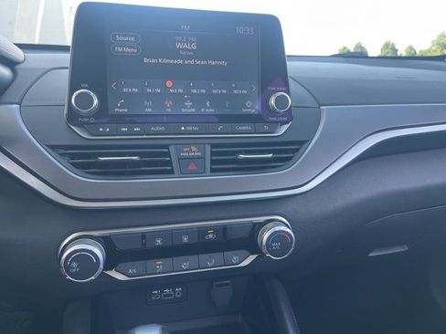 Used 2024 Nissan Altima 2.5 SR image 16