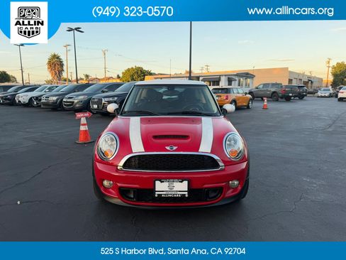 Used 2013 MINI Cooper S FWD image 2