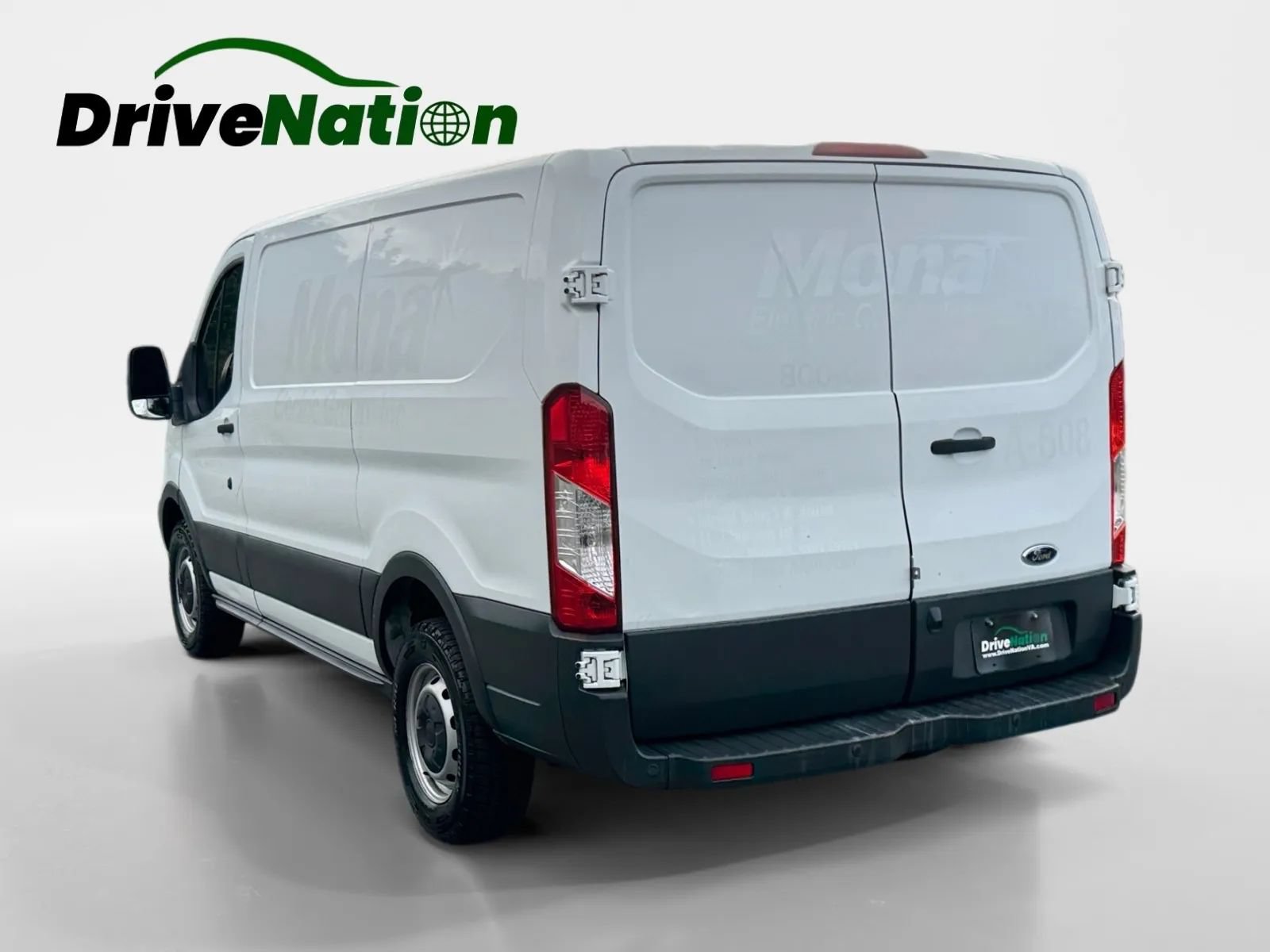 Used 2016 Ford Transit 250 130 Low Roof RWD image 7