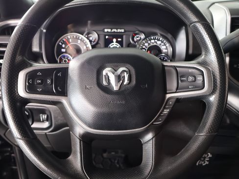 Used 2024 RAM 2500 Tradesman w/ Chrome Appearance Group AWD/4WD image 3