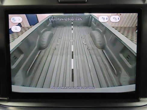 Used 2025 Ford F250 Platinum image 23