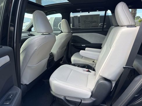 New 2026 Lexus TX 350 AWD image 5