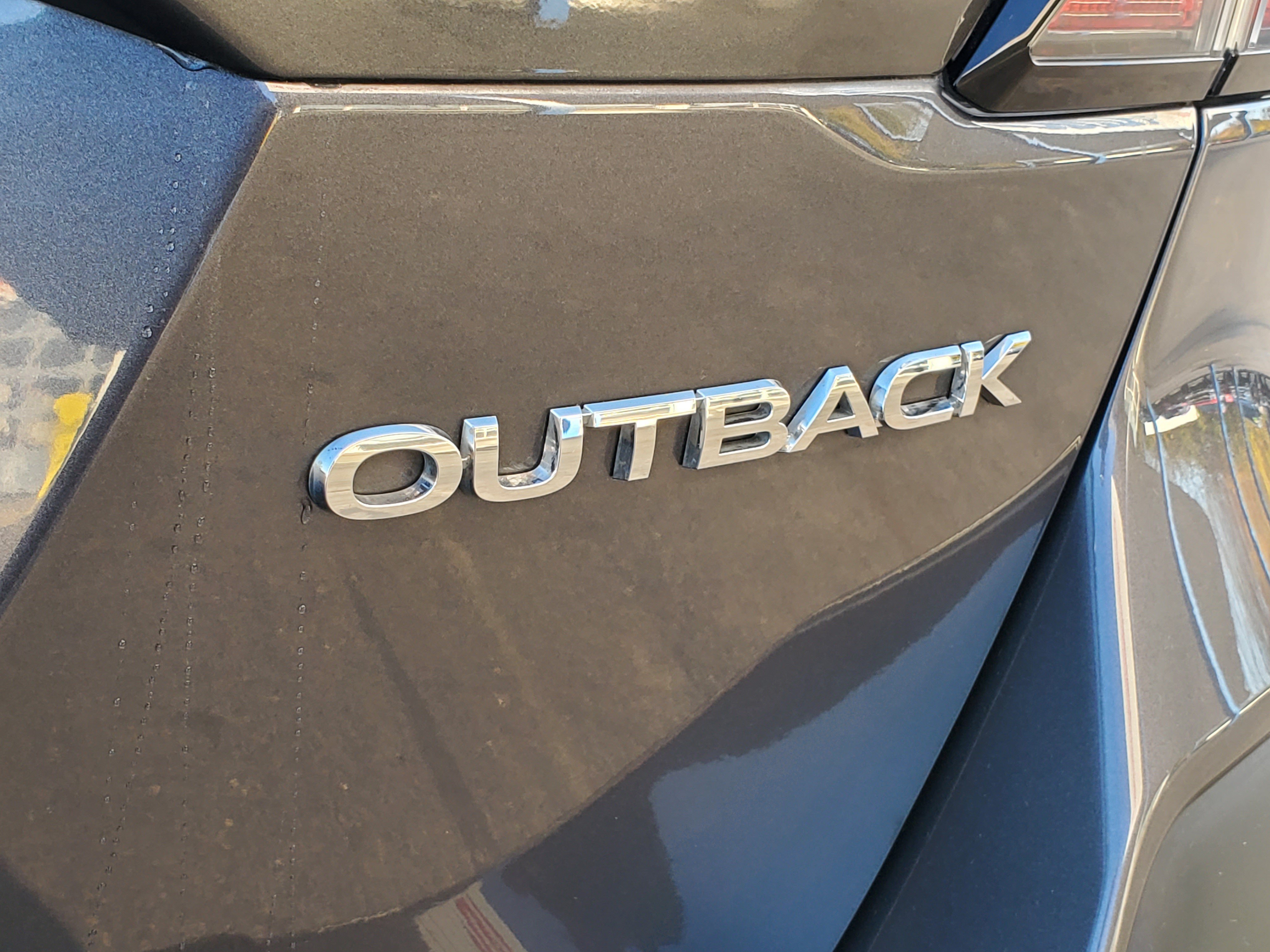 Used 2021 Subaru Outback Limited w/ Popular Package #2 AWD/4WD image 9