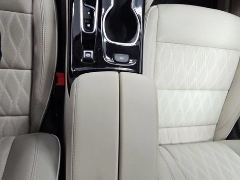 Certified 2023 Buick Envision Avenir FWD image 22