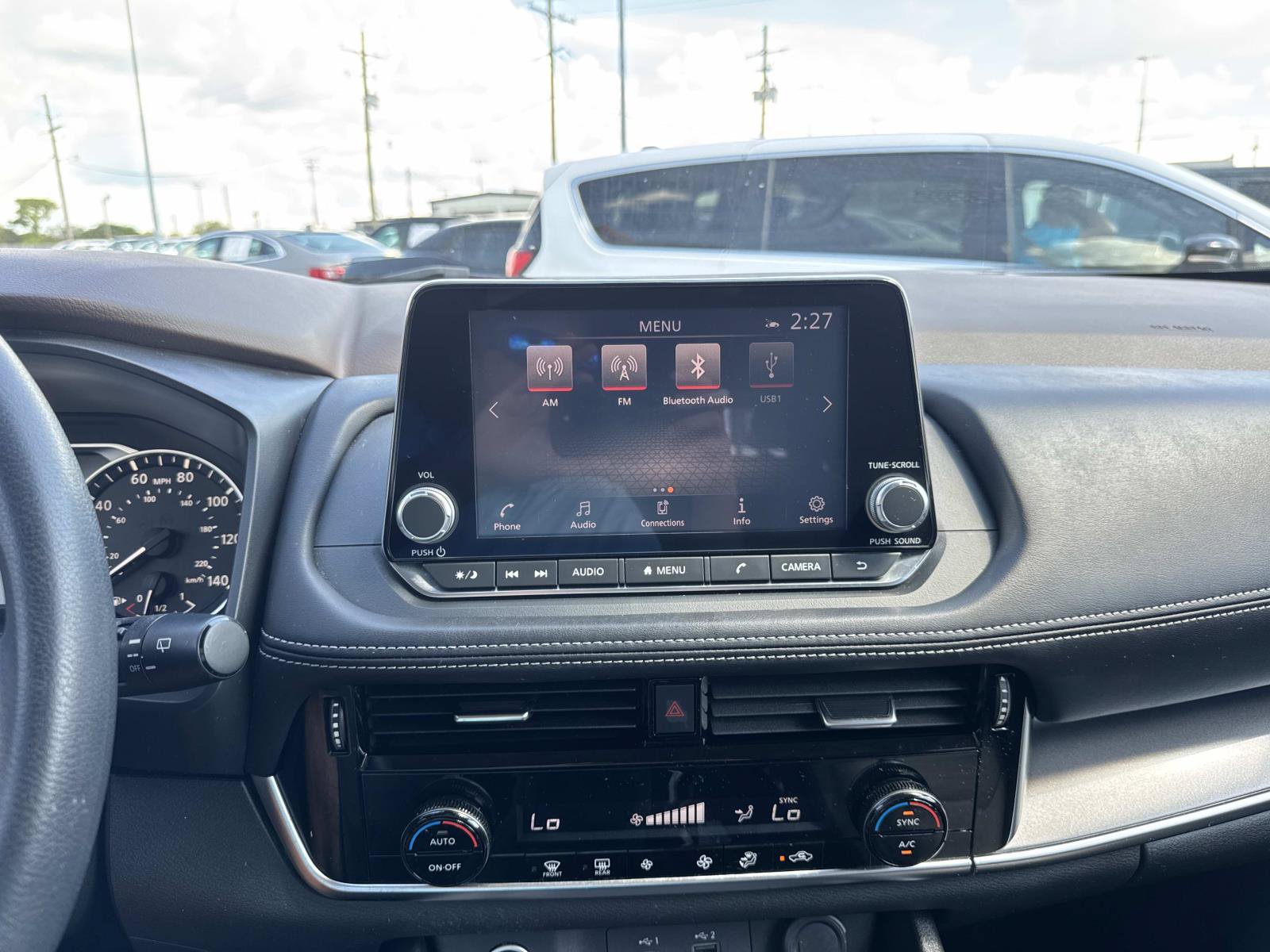 Used 2021 Nissan Rogue SV FWD image 24