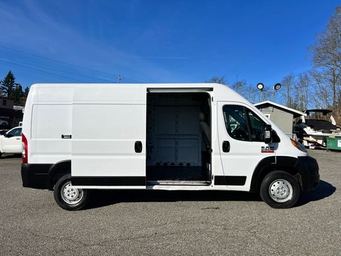 Used 2019 RAM ProMaster 2500 w/ Mopar Trailer Tow Group image 16