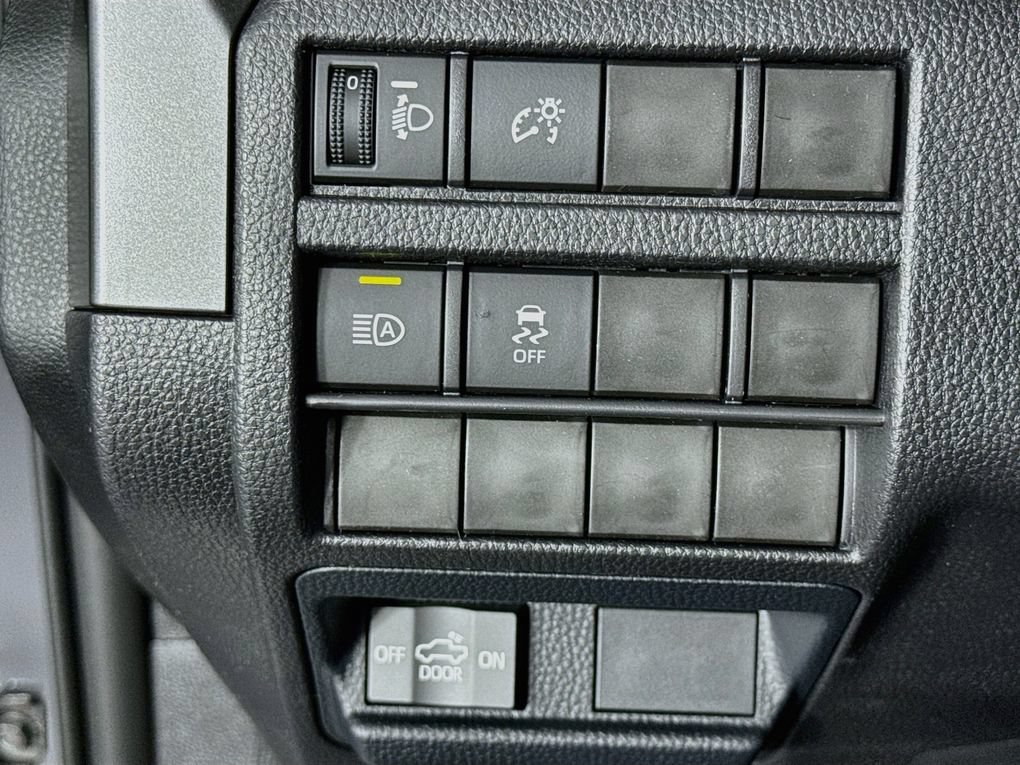 Used 2026 Toyota Tacoma TRD Off-Road AWD/4WD image 15