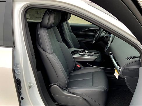 New 2025 Cadillac Lyriq Sport image 35