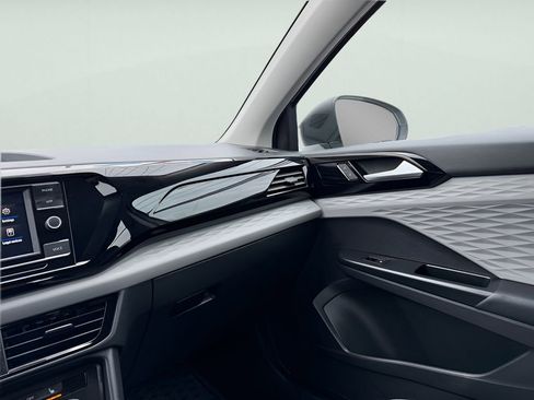 Used 2022 Volkswagen Taos S image 28