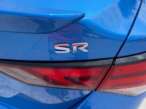 Used 2022 Nissan Sentra SR w/ SR Premium Package FWD image 34