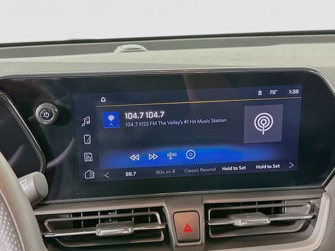 Used 2024 Chevrolet TrailBlazer LS image 19