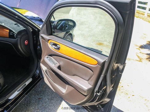 Used 2006 Jaguar XJ Vanden Plas Super V8 Portfolio image 35