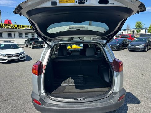 Used 2013 Toyota RAV4 Limited FWD image 17