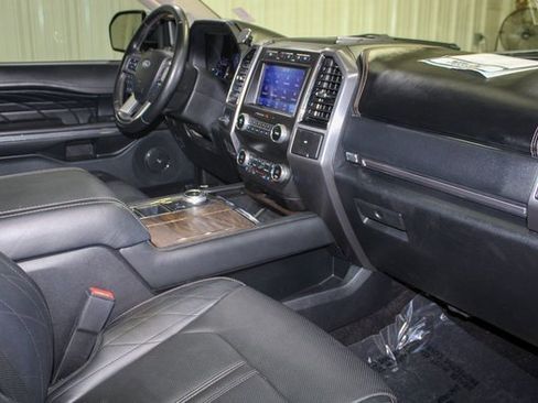 Used 2021 Ford Expedition Max Platinum image 18