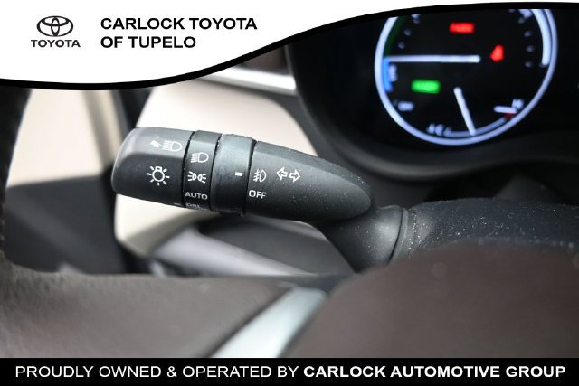 Used 2023 Toyota Sienna Platinum FWD image 24