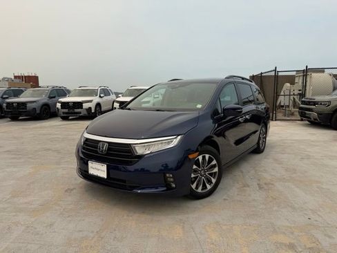 Certified 2023 Honda Odyssey EX-L image 1