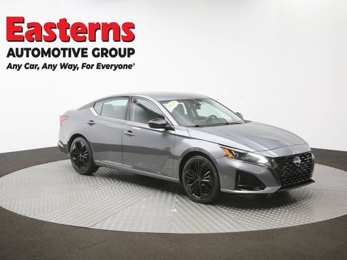 Used 2024 Nissan Altima 2.5 SR FWD image 48