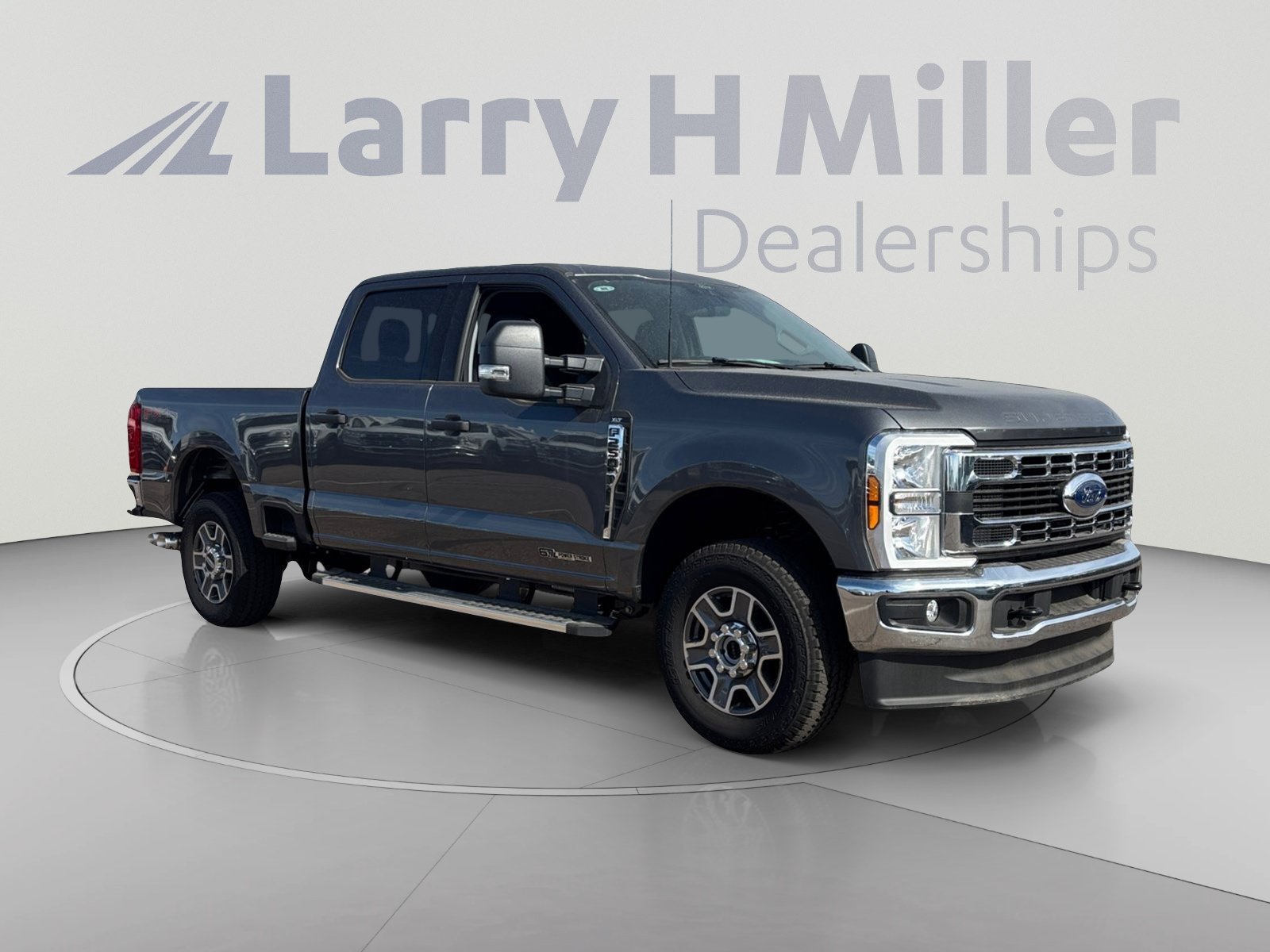 New 2025 Ford F250 XLT w/ FX4 Off-Road Package AWD/4WD image 7