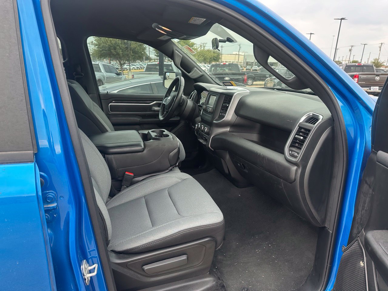Used 2024 RAM 1500 Lone Star AWD/4WD image 2