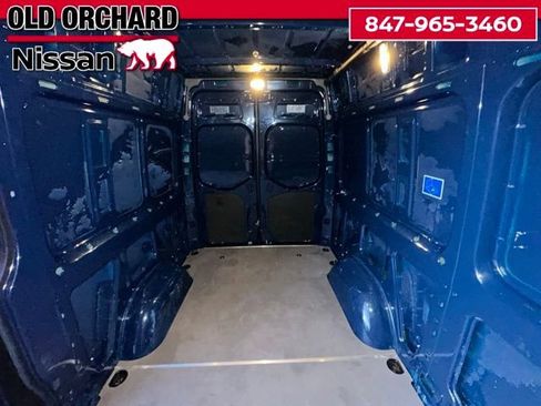 Used 2024 Mercedes-Benz Sprinter 2500 image 13