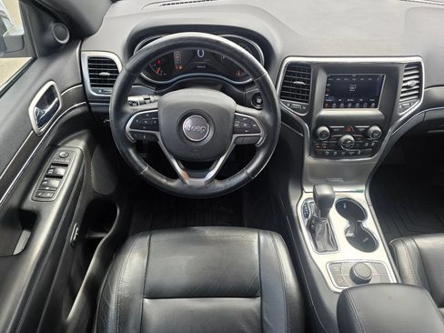 Used 2018 Jeep Grand Cherokee Limited AWD/4WD image 13