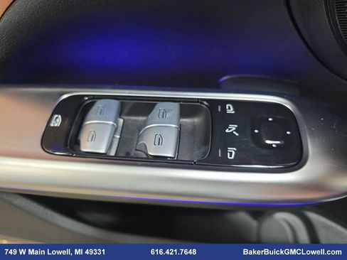 Used 2022 Mercedes-Benz C 300 4MATIC Sedan image 25