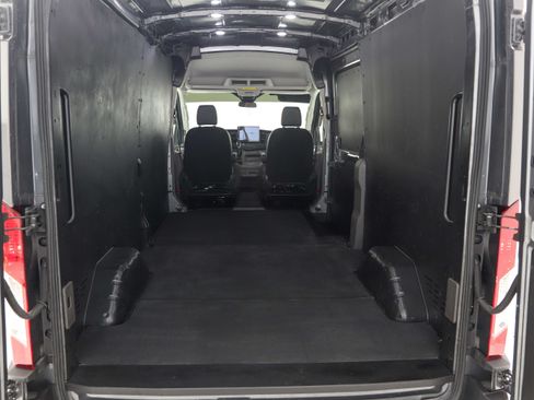 Used 2023 Ford Transit 250 Medium Roof AWD w/ Exterior Upgrade Package image 12