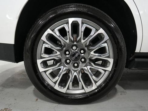 Used 2024 GMC Yukon Denali Ultimate image 35