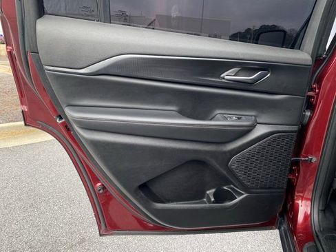 Certified 2023 Jeep Grand Cherokee L Laredo image 36