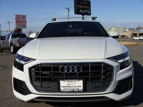 Used 2019 Audi Q8 Premium w/ Convenience Package image 2
