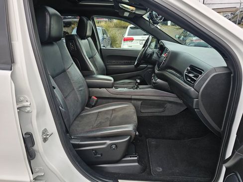 Used 2021 Dodge Durango R/T w/ SRT Interior Appearance Group image 12
