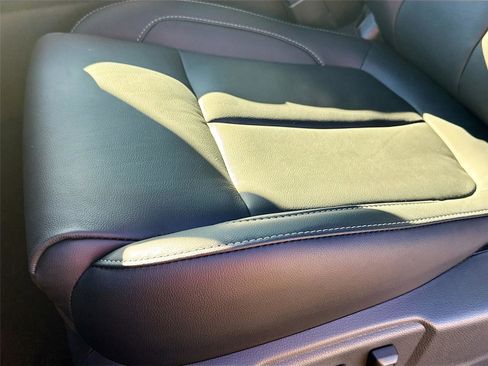 New 2026 Mitsubishi Eclipse Cross Black Edition image 19