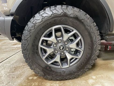 Used 2025 Ford Bronco Badlands AWD/4WD image 10