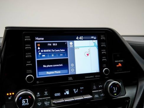 Used 2021 Toyota Highlander XSE image 21