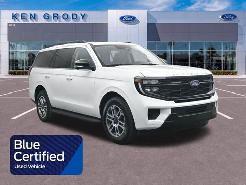 Used 2025 Ford Expedition Active AWD/4WD image 1
