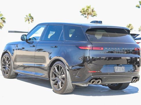 Used 2024 Land Rover Range Rover Sport AWD/4WD image 5