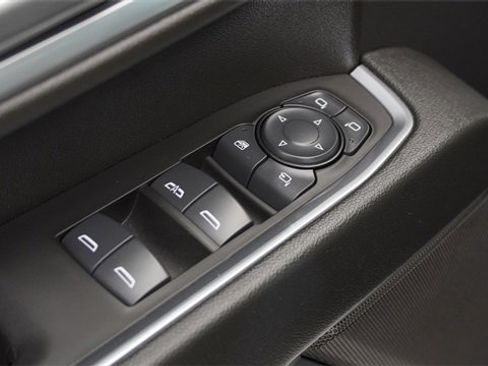 Used 2025 Chevrolet Silverado 2500 LT w/ Safety Package image 20