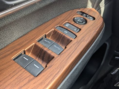 Used 2020 Honda CR-V EX image 11