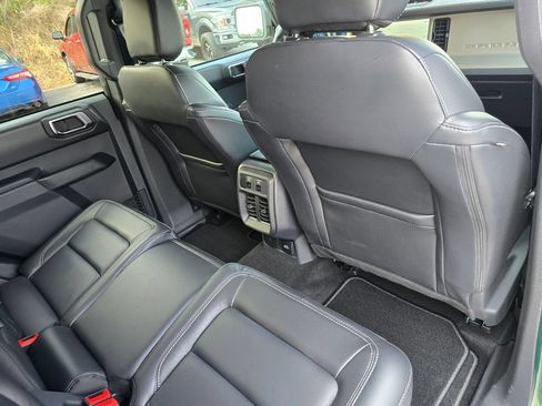 Used 2025 Ford Bronco Outer Banks AWD/4WD image 27