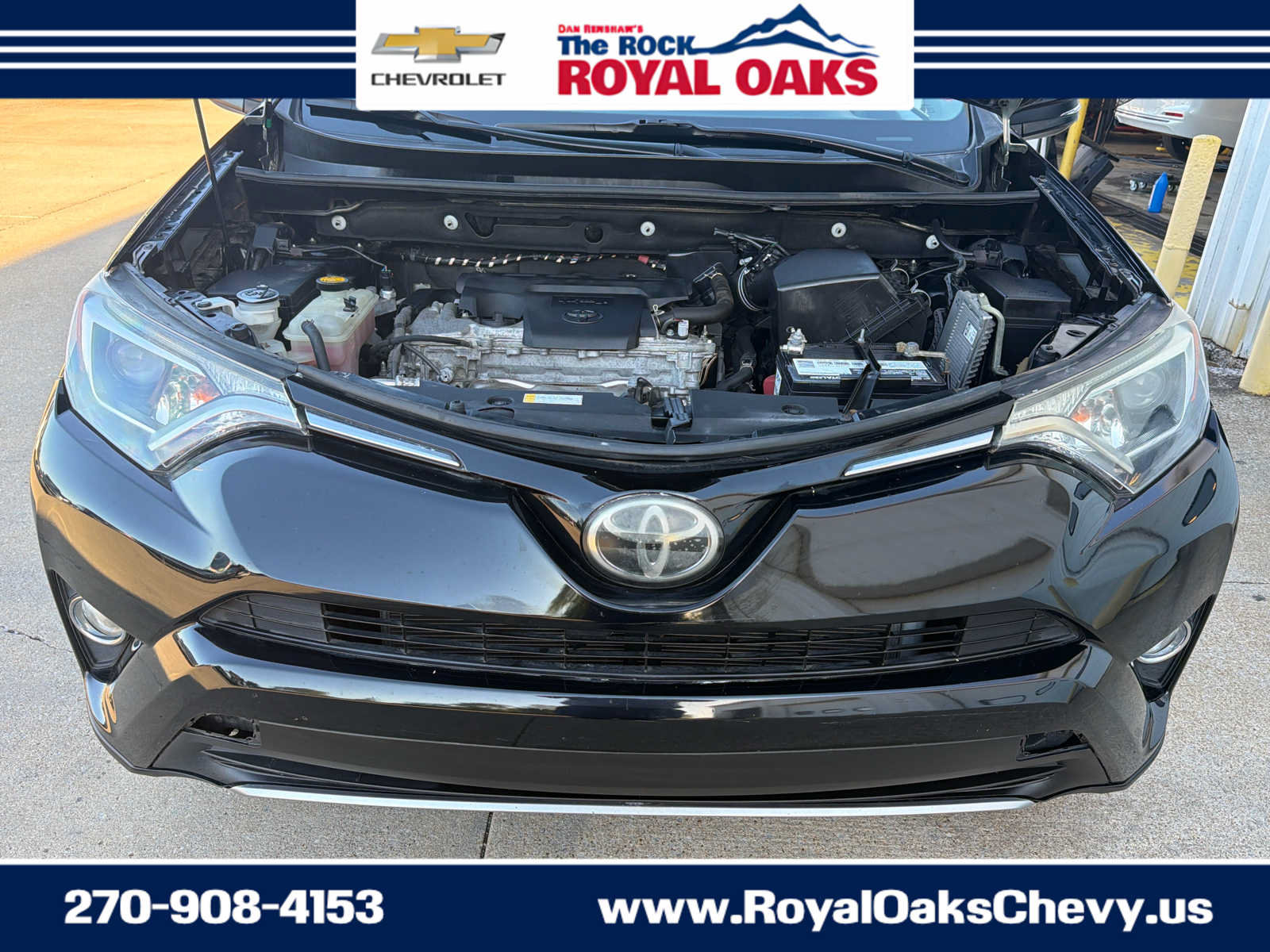 Used 2018 Toyota RAV4 XLE AWD/4WD image 6