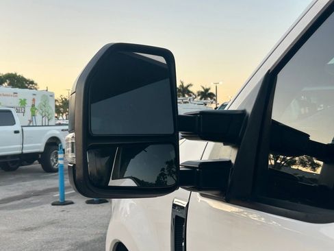 Used 2020 Ford F350 XL w/ Power Equipment Group image 15