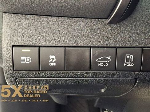 Used 2024 Toyota Camry SE image 29