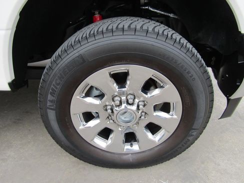 Used 2017 Ford F250 Lariat w/ Lariat Ultimate Package image 7